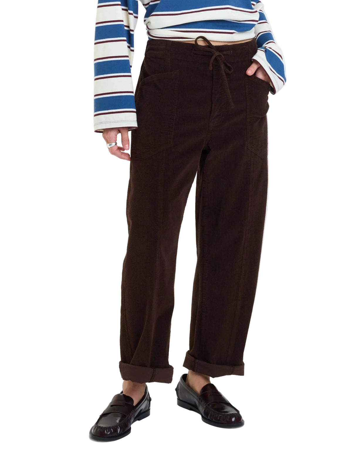 DAZE VILLA PANT DRAWSTRING BARREL PANT IN CHOCOLATE