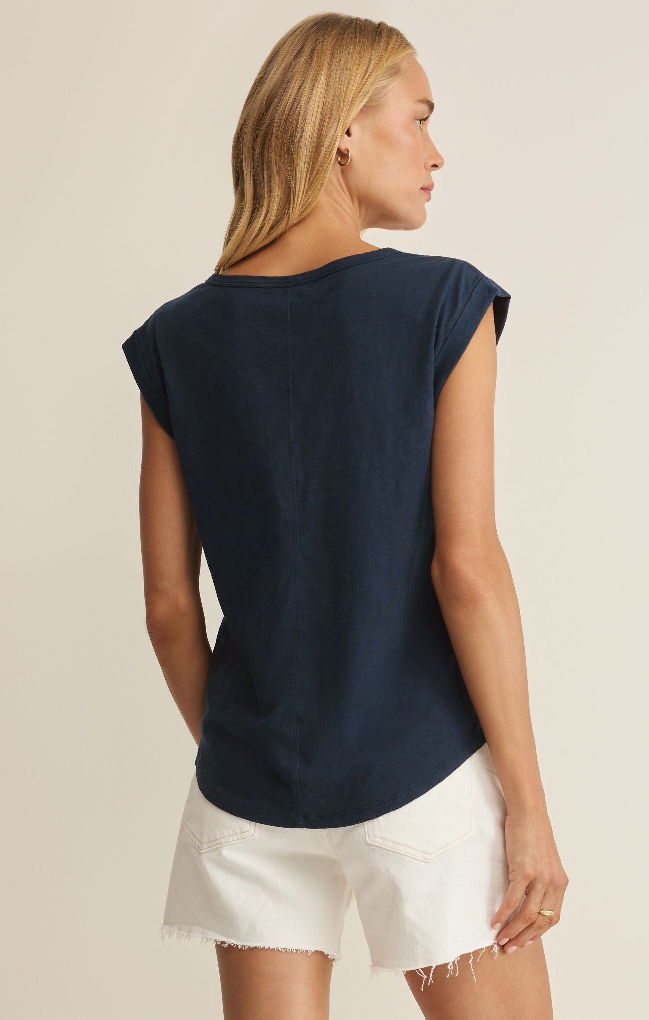 Z Supply Per Diem V-Neck – Eclipse
