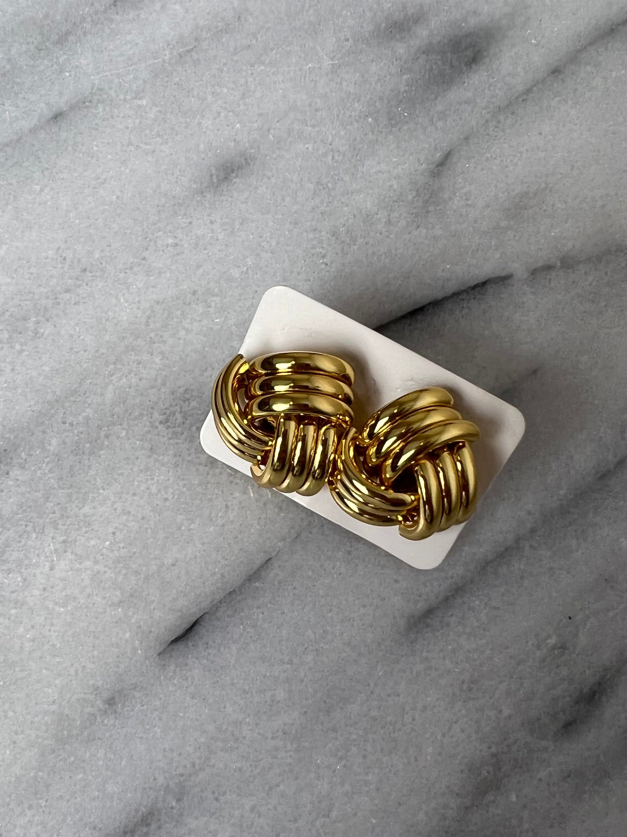 Luna New Love Knot Earring