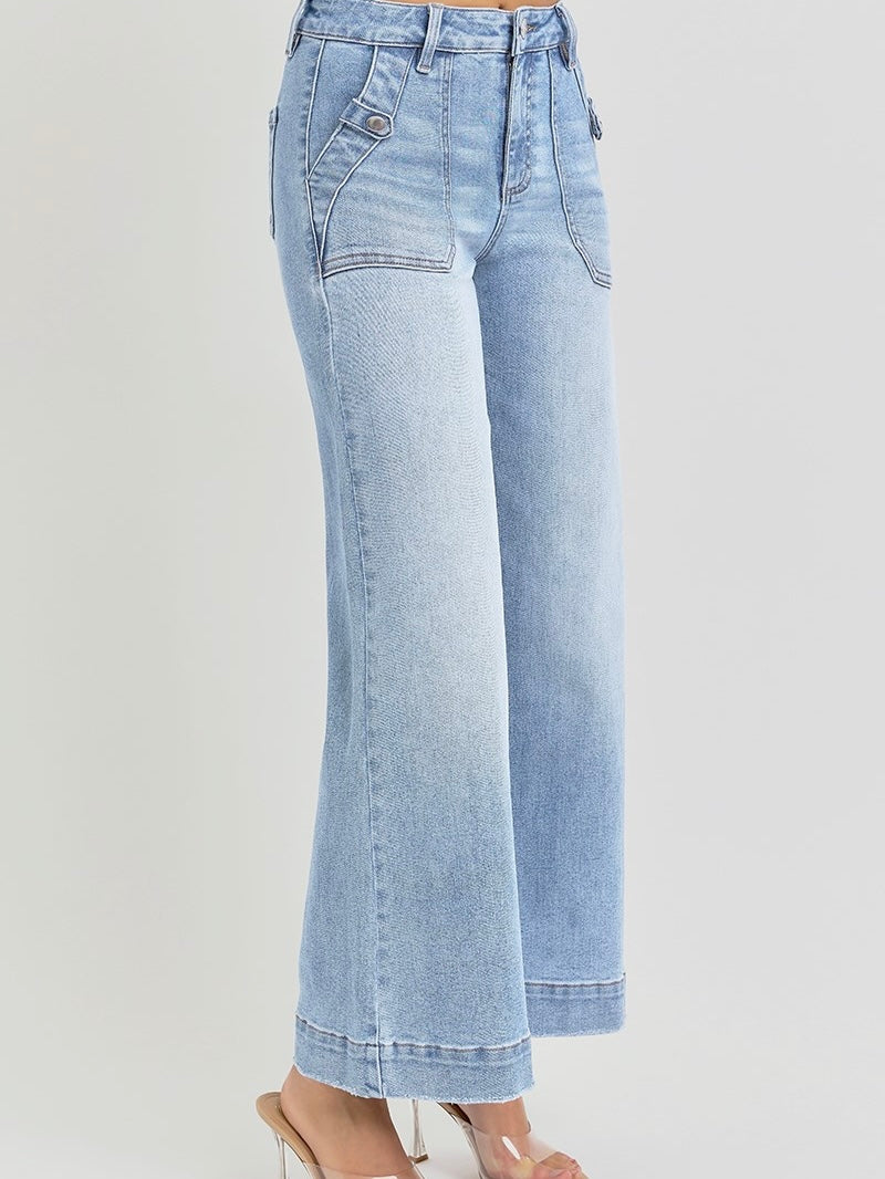 High Rise Light Wash Ankle Wide Leg Patch Pocket Detail Jeans