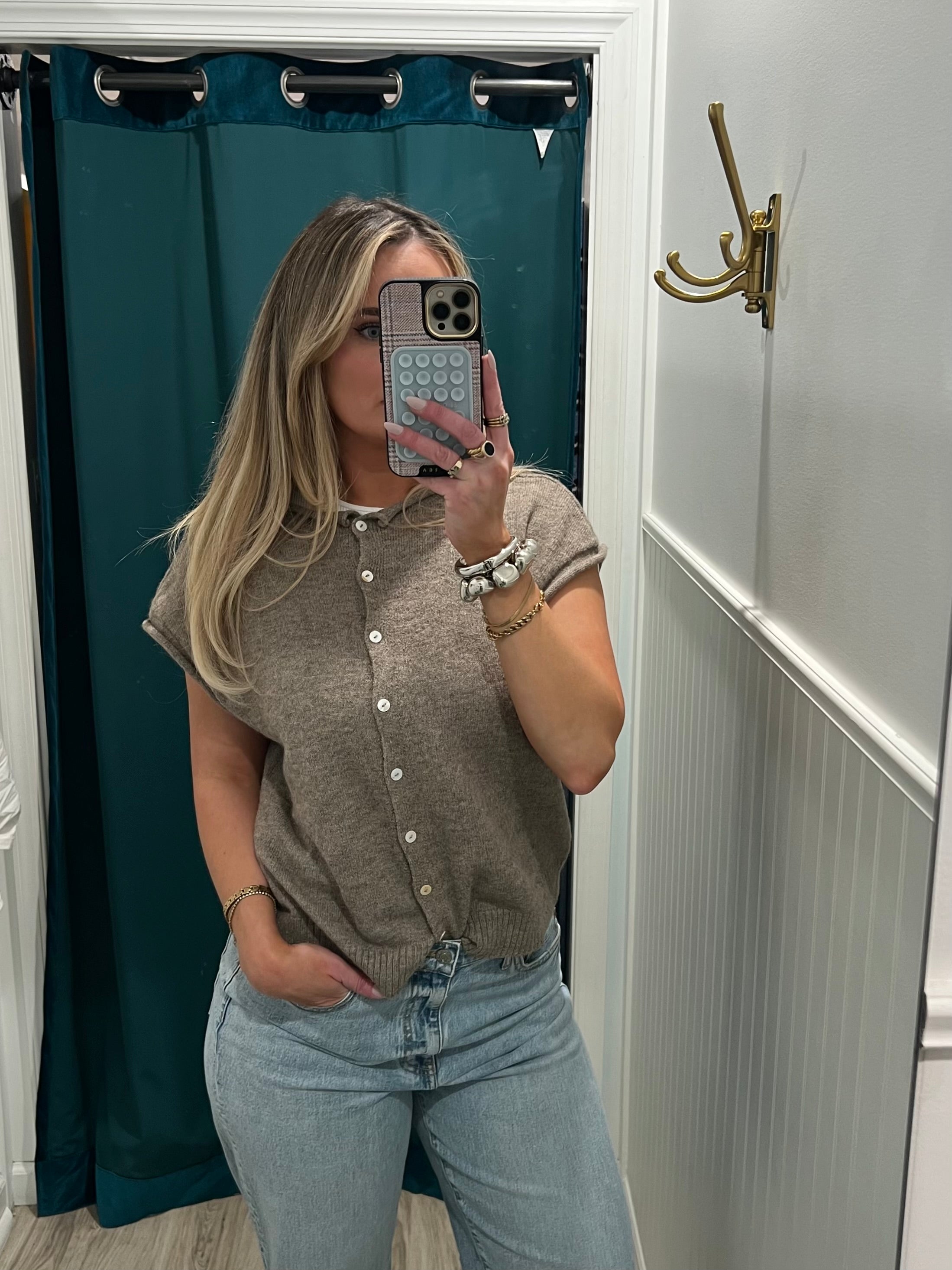 The Kelly Mocha It Girl Sleeveless Sweater