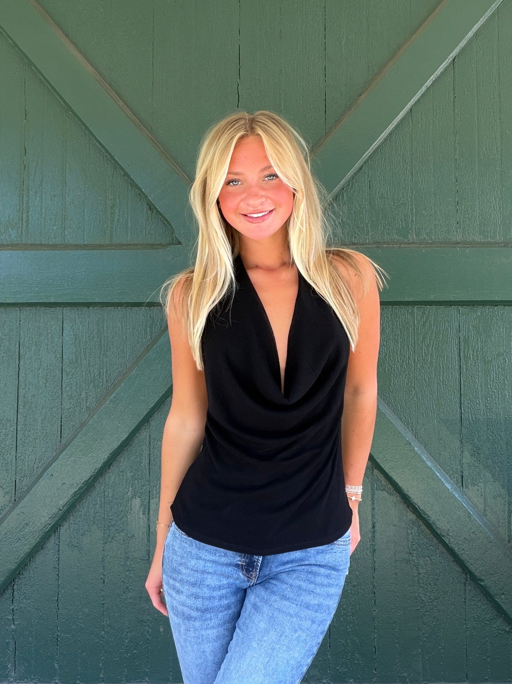 The NIA Declan Top - Black