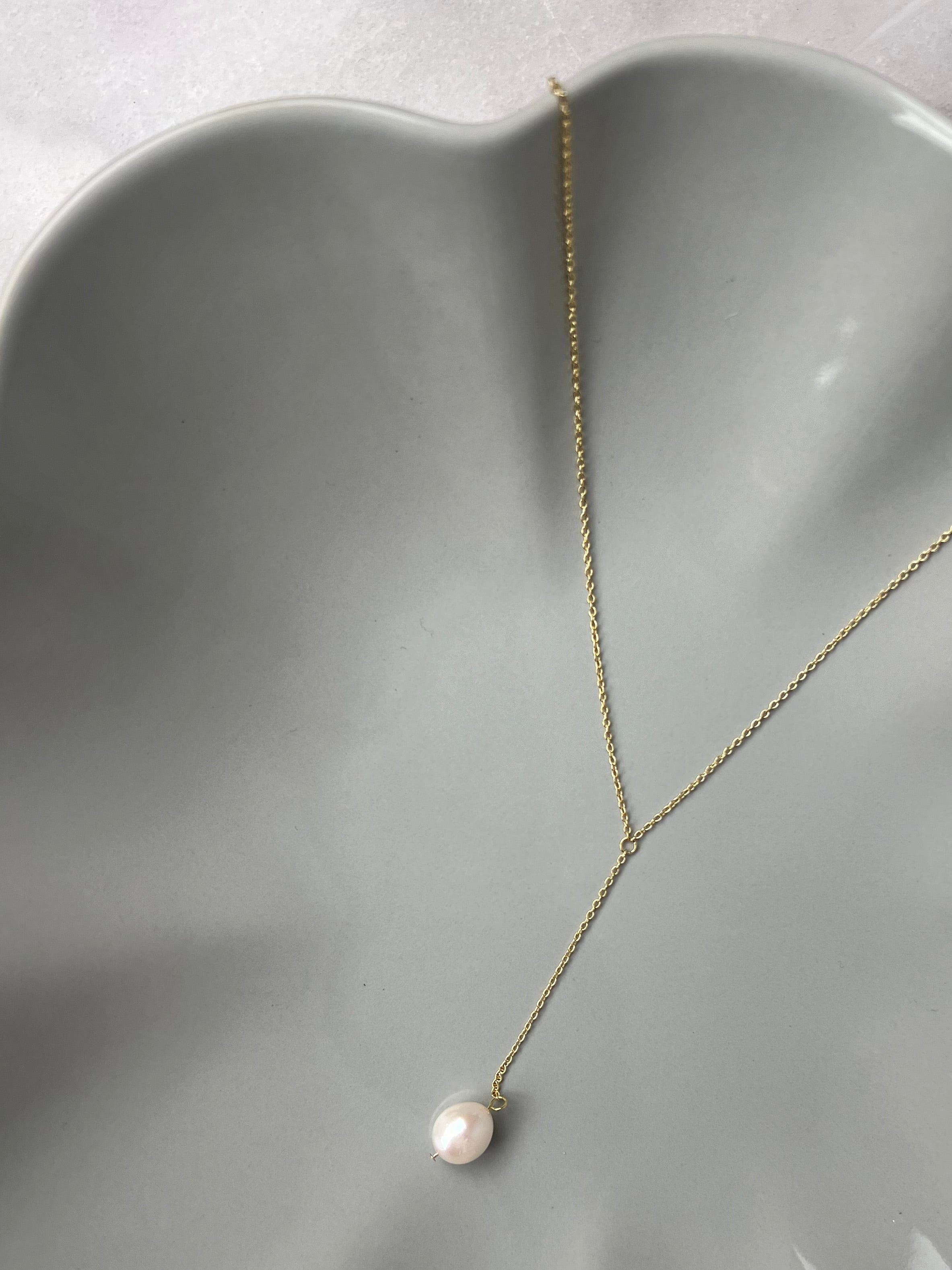 Pearl Lariat Necklace