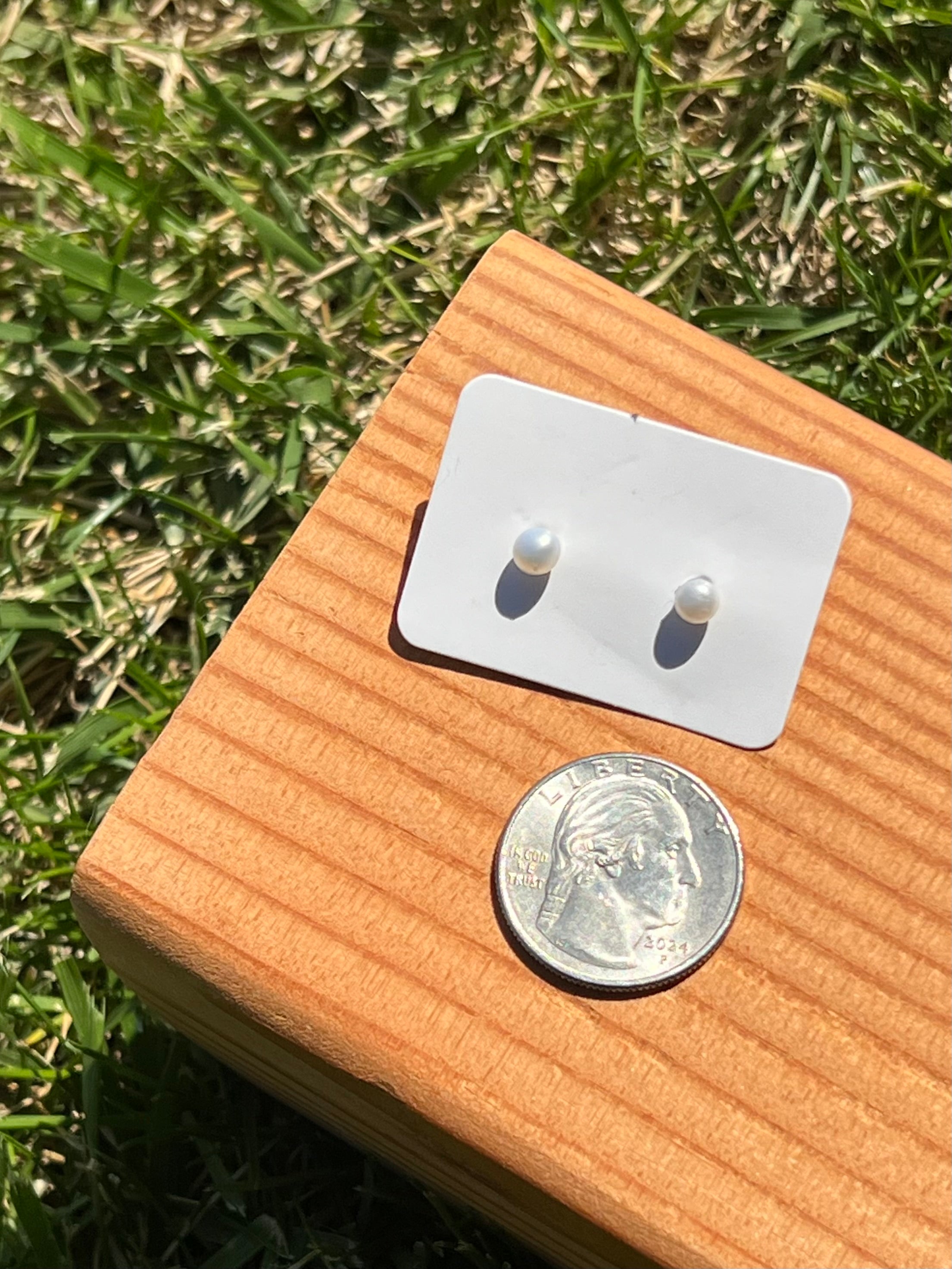 The Bianca Pearl Button Stud Earrings - 4mm