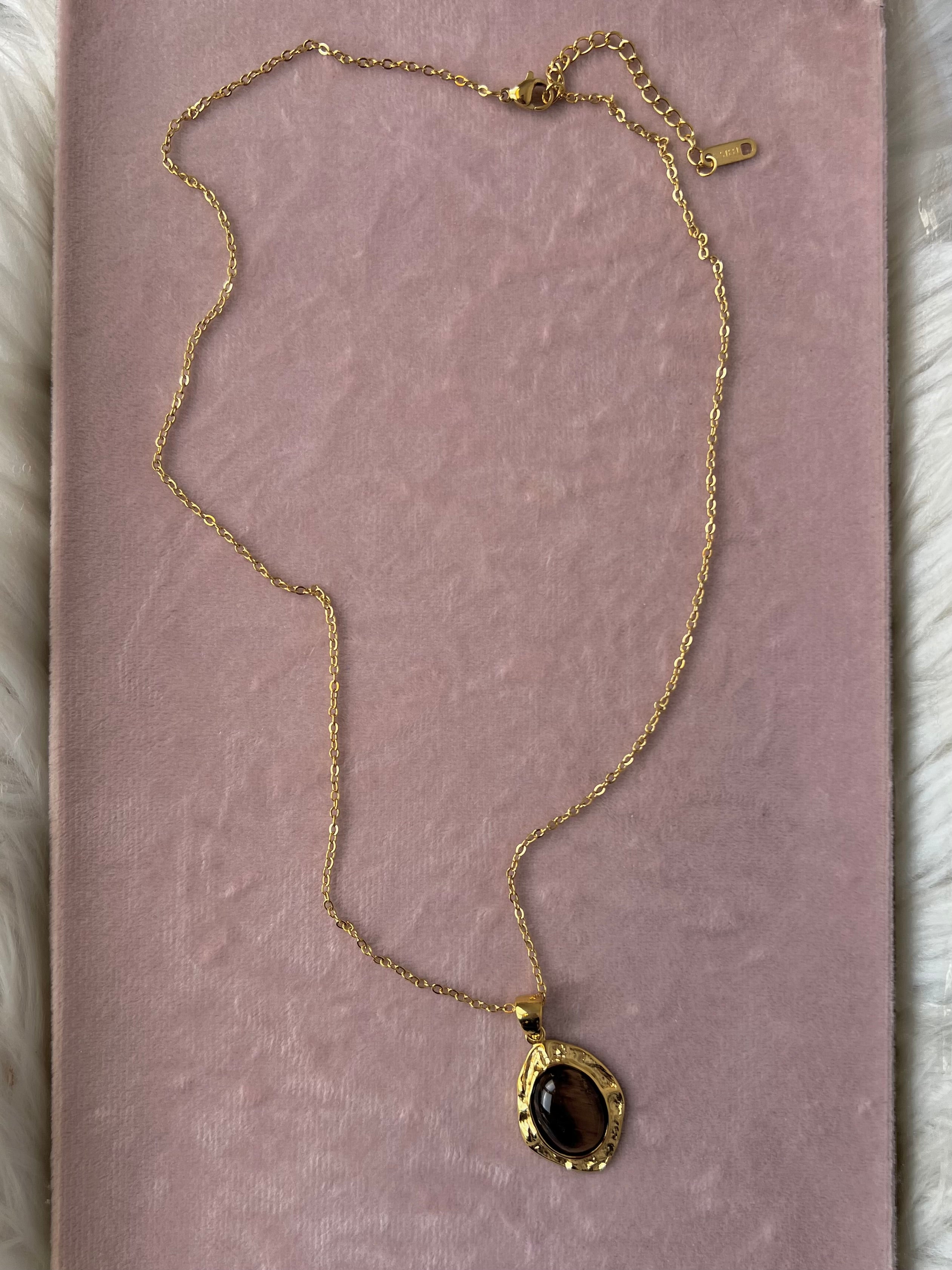 The Sienna Tiger’s Eye Necklace – Water & Tarnish Resistant