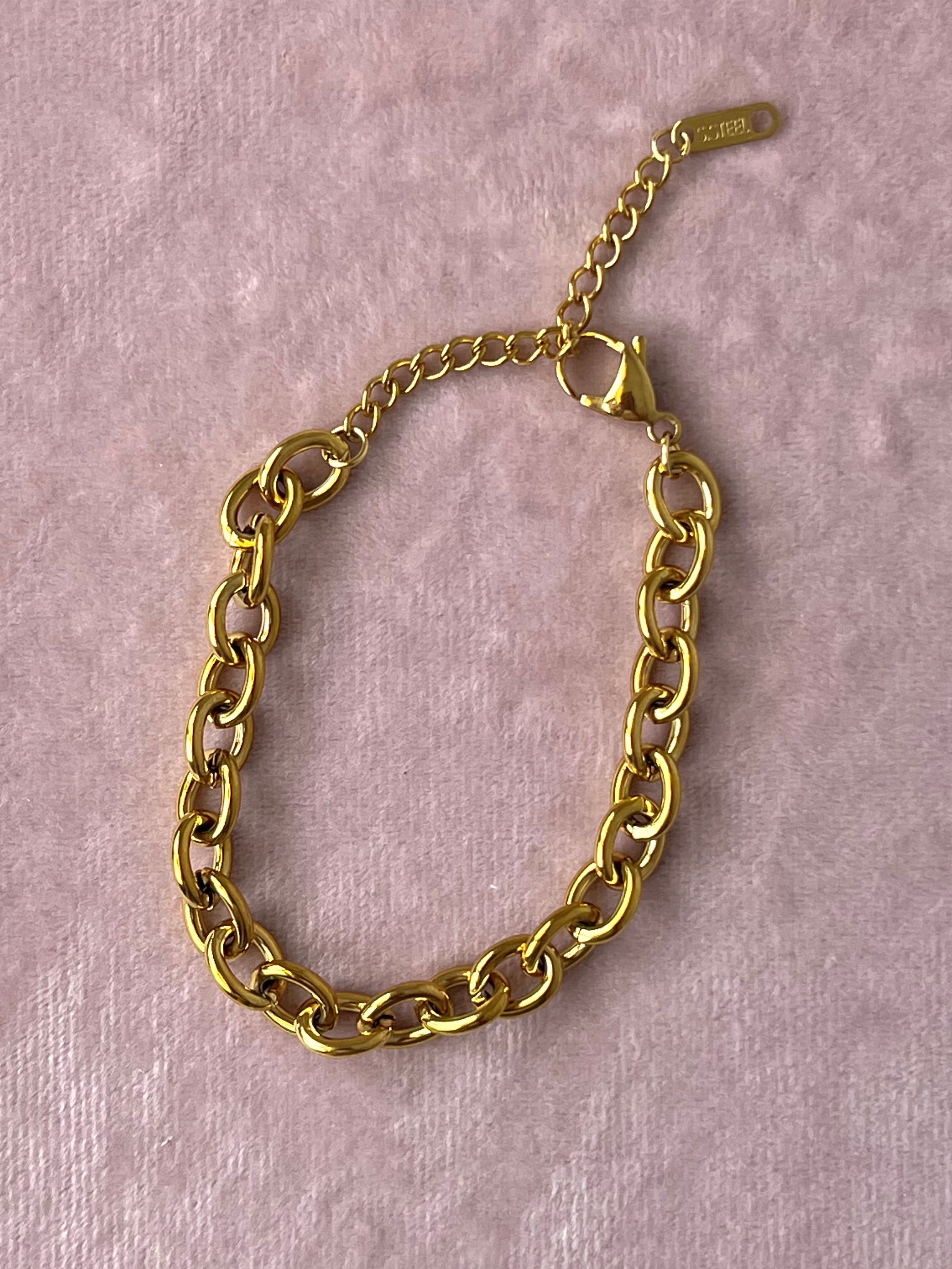 The Margot Circle Link Bracelet – Water & Tarnish Resistant