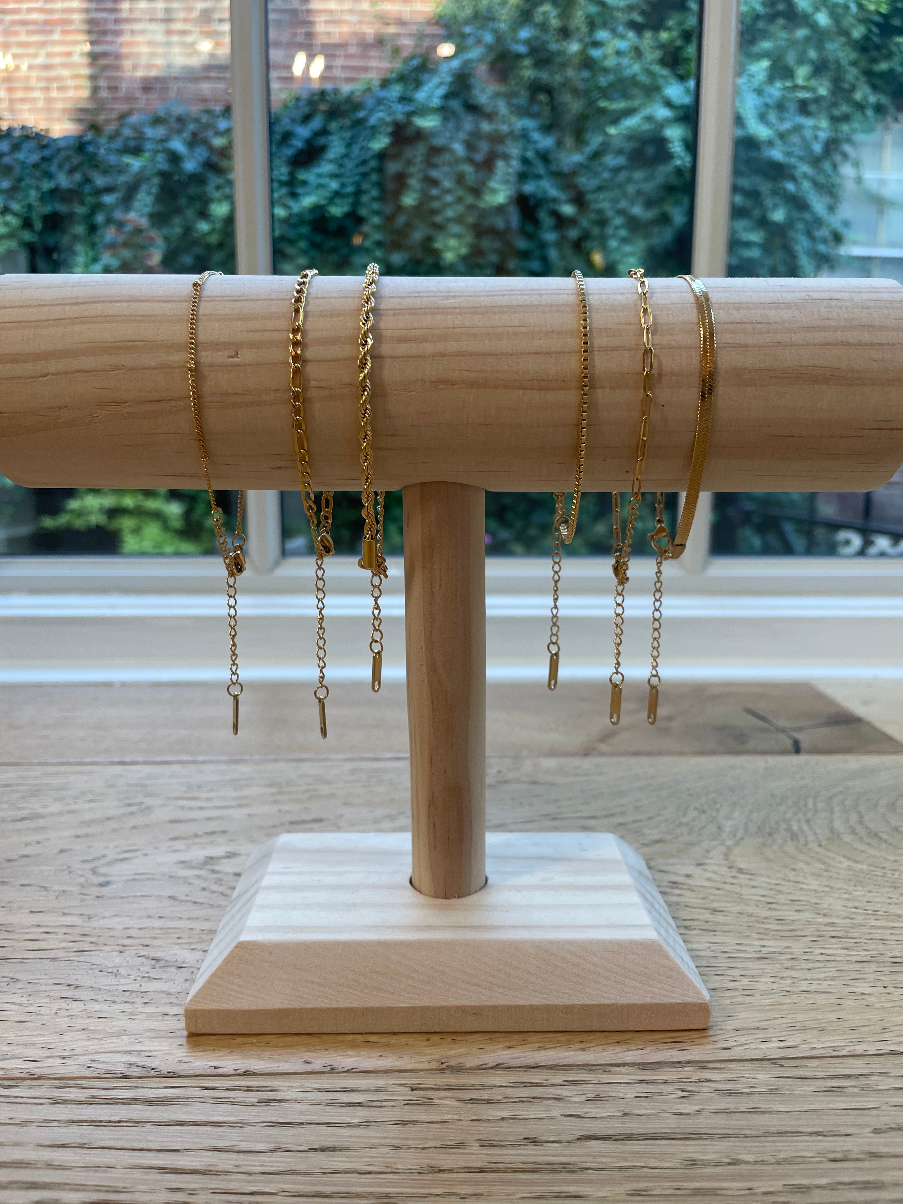 Bella Dainty Bracelet