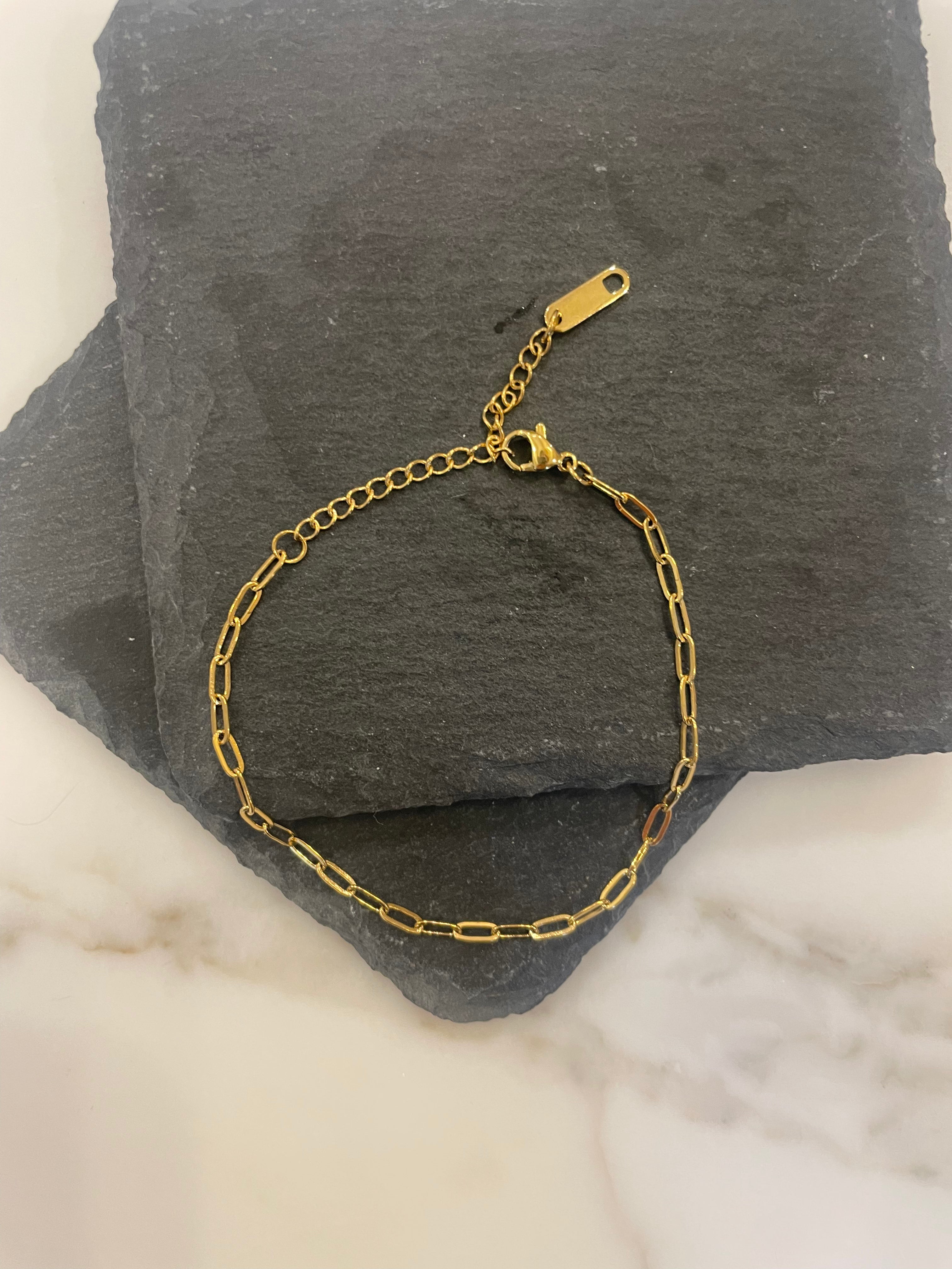Isabella Dainty Bracelet