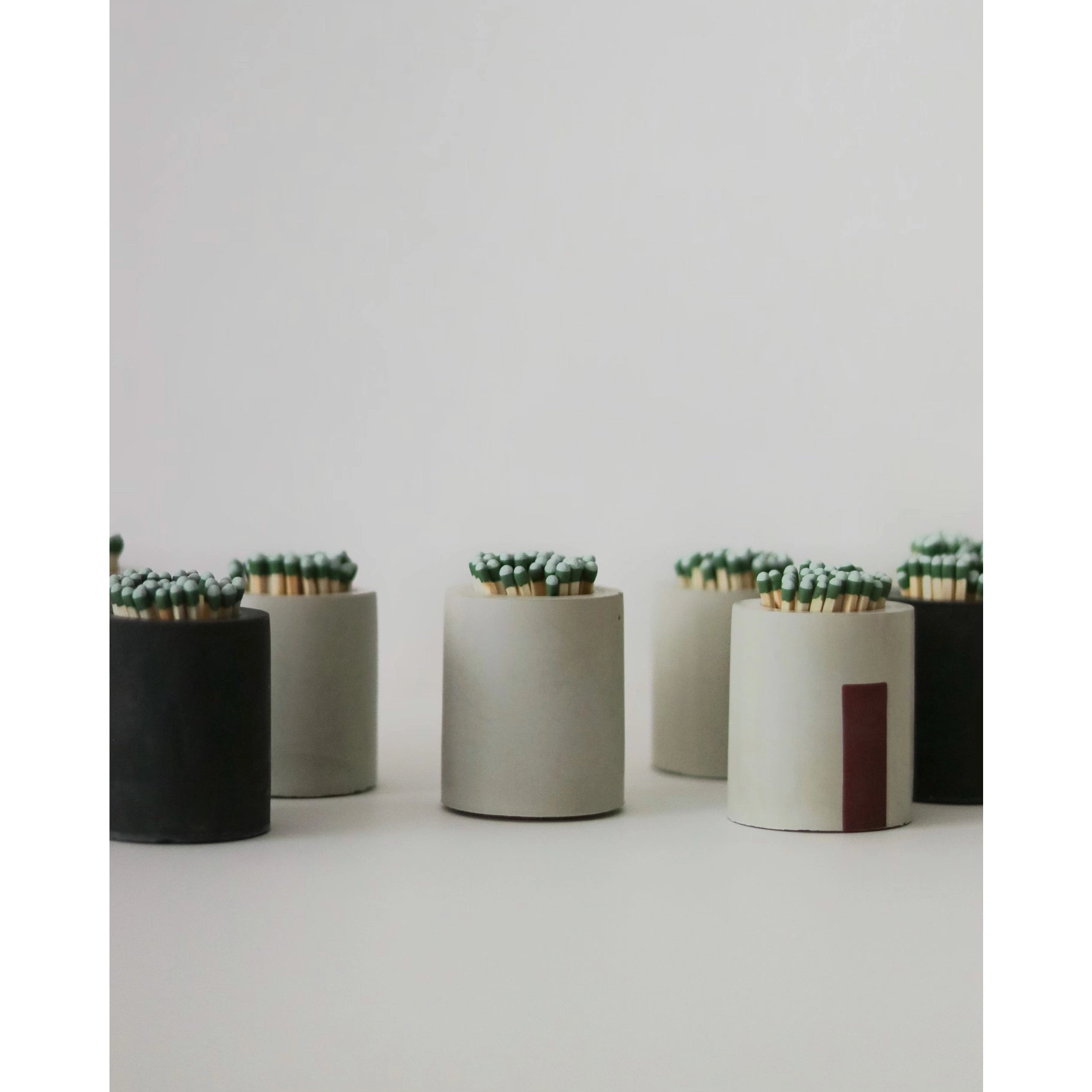 Concrete White Match Holder/Striker