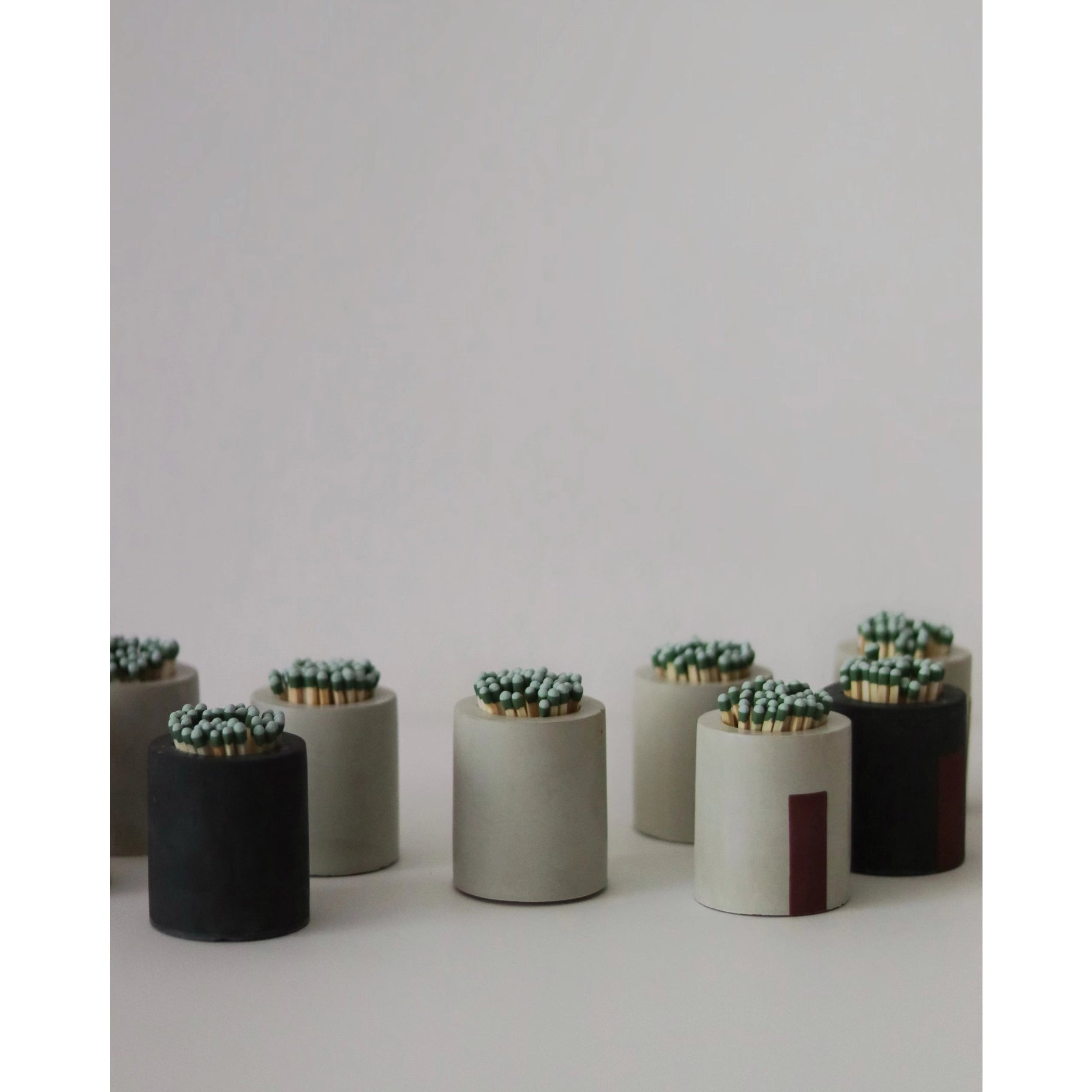 Concrete White Match Holder/Striker