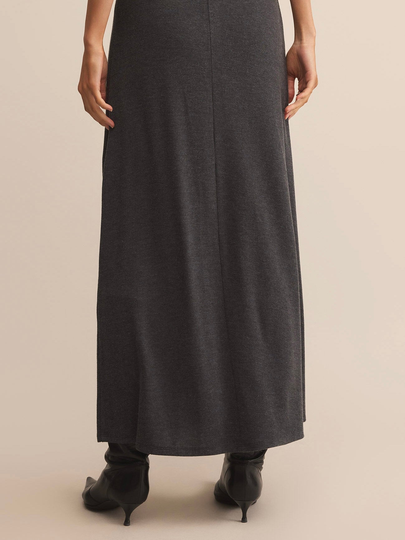 DEMURE MAXI SKIRT