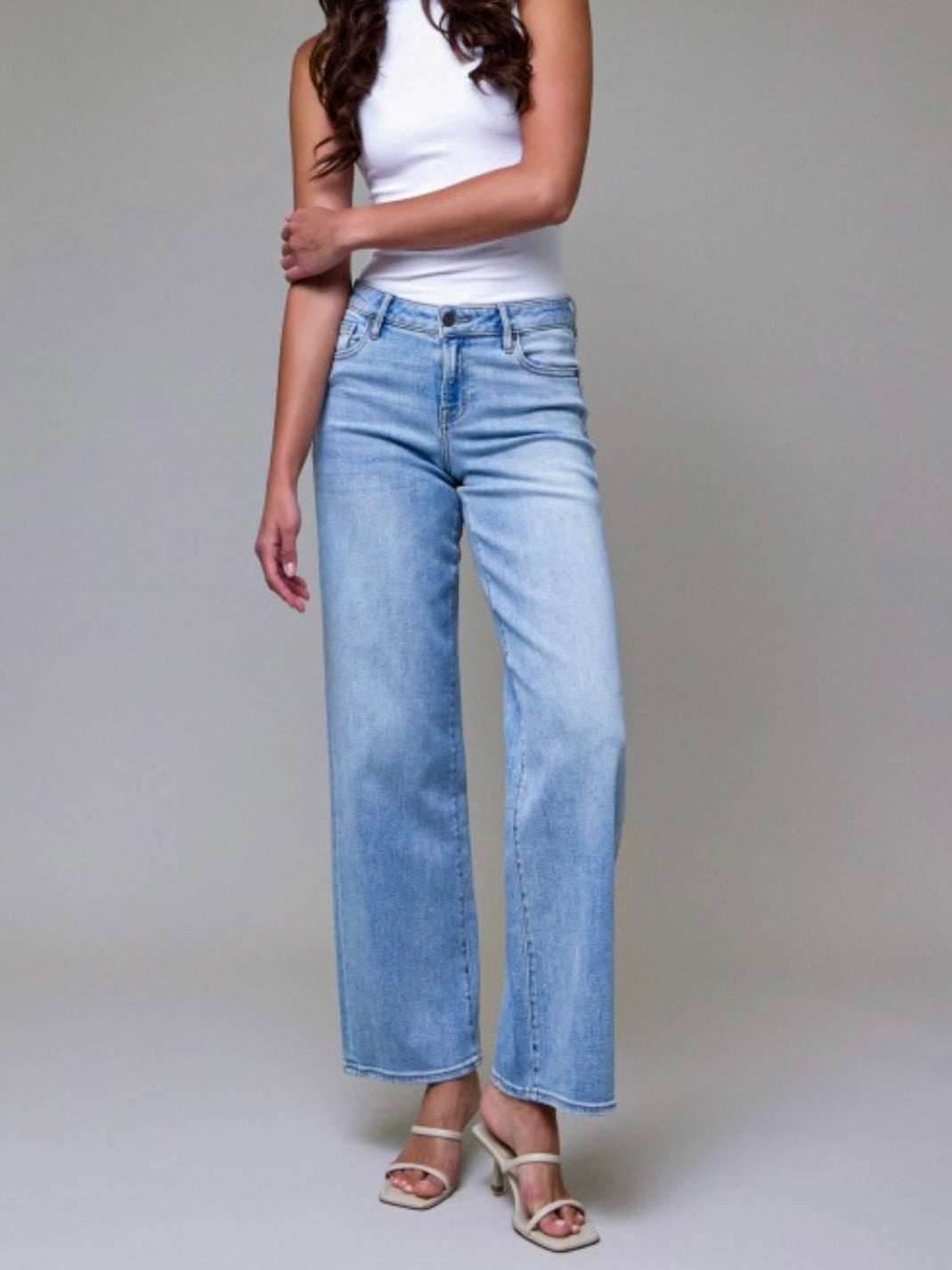 Logan Light Wash Mid-Rise Dad Jean