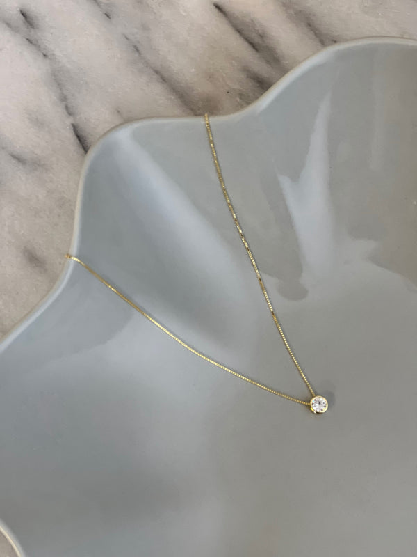 Sami Solitaire Necklace