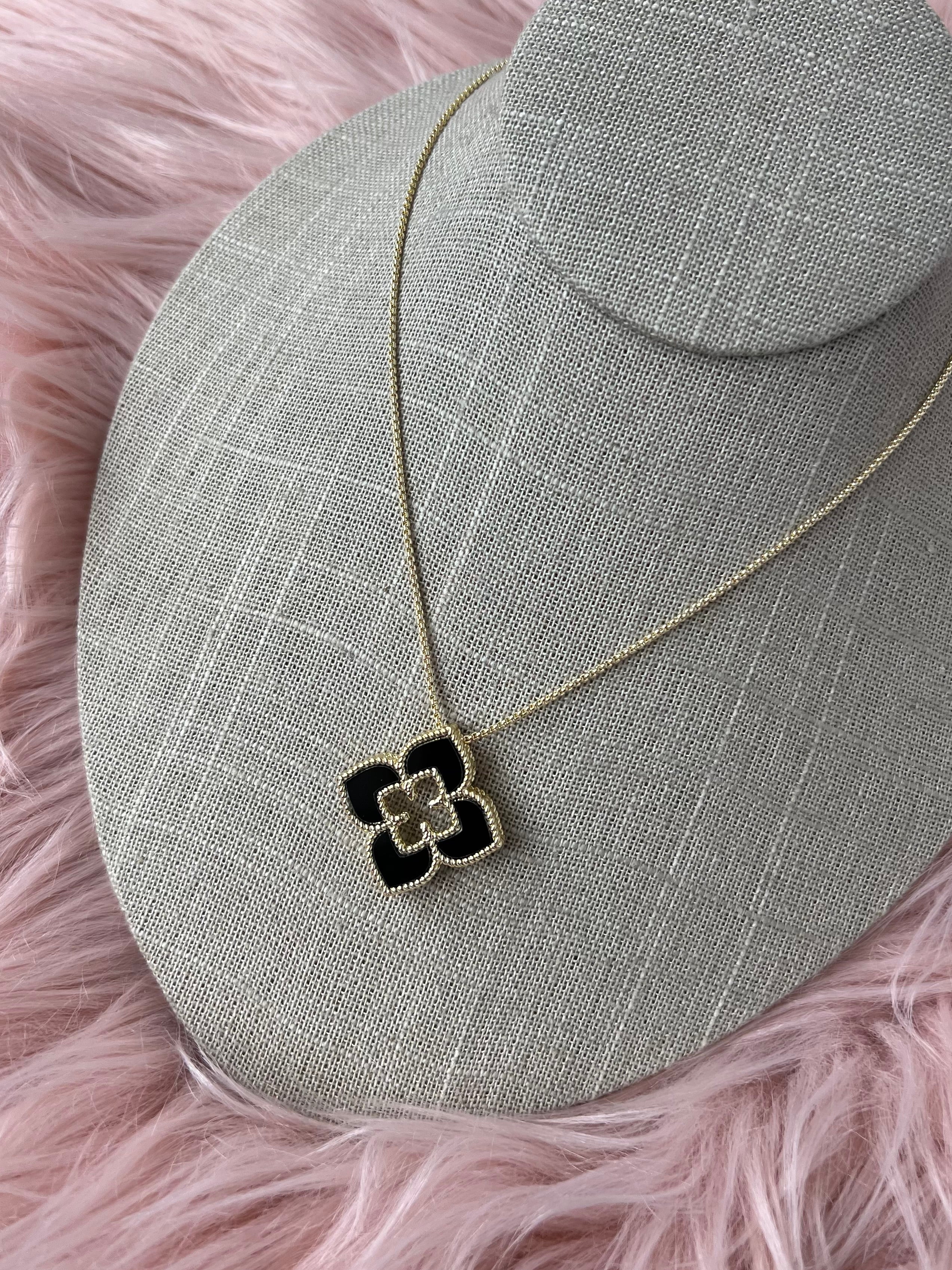 Rae & Jade THE ICON CLOVER NECKLACE - Black