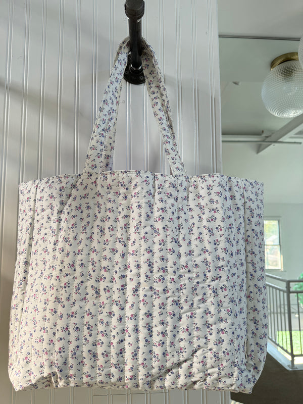 Happy Camp3r Purple Flower Tote