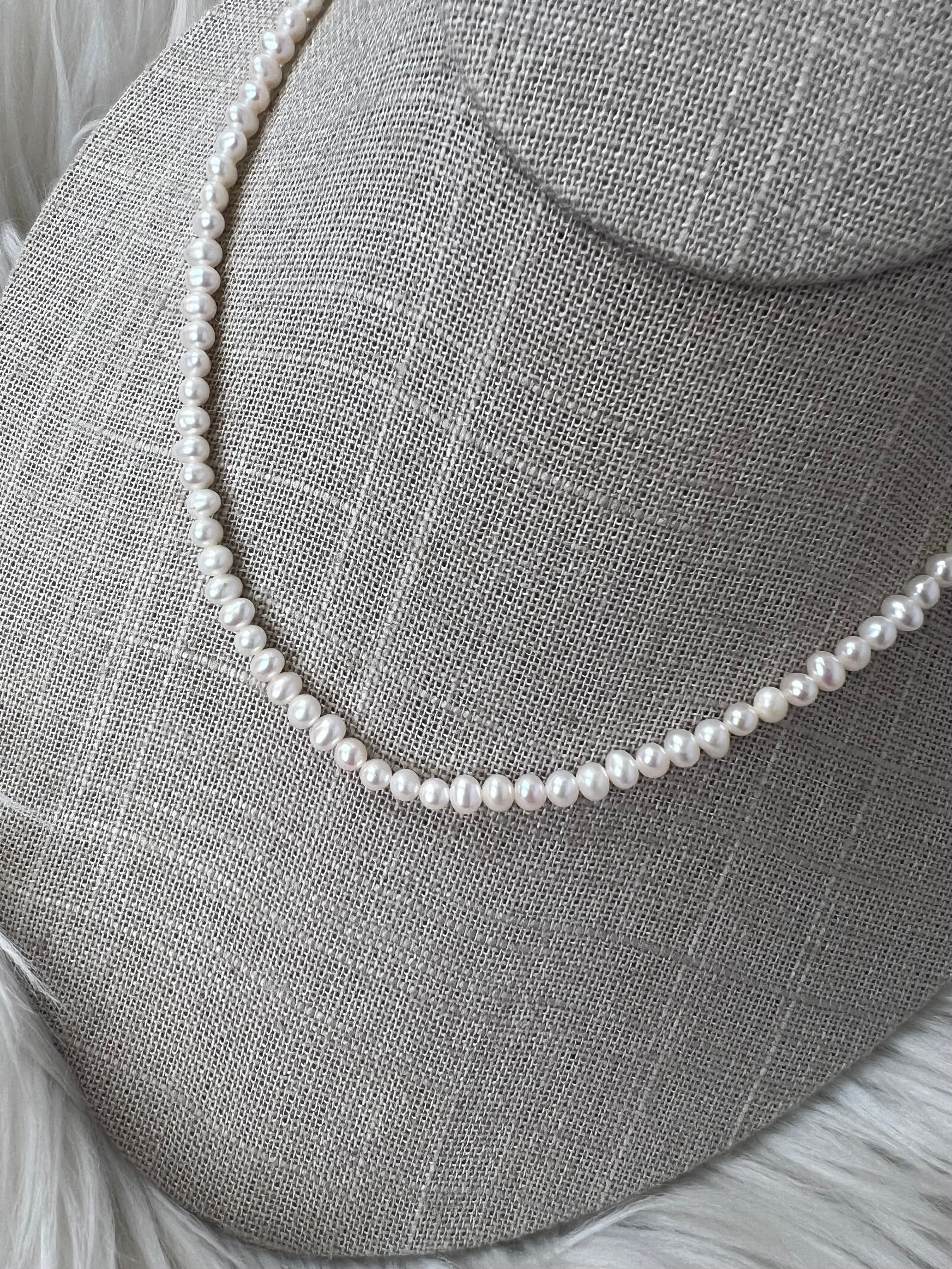 Pearl Choker