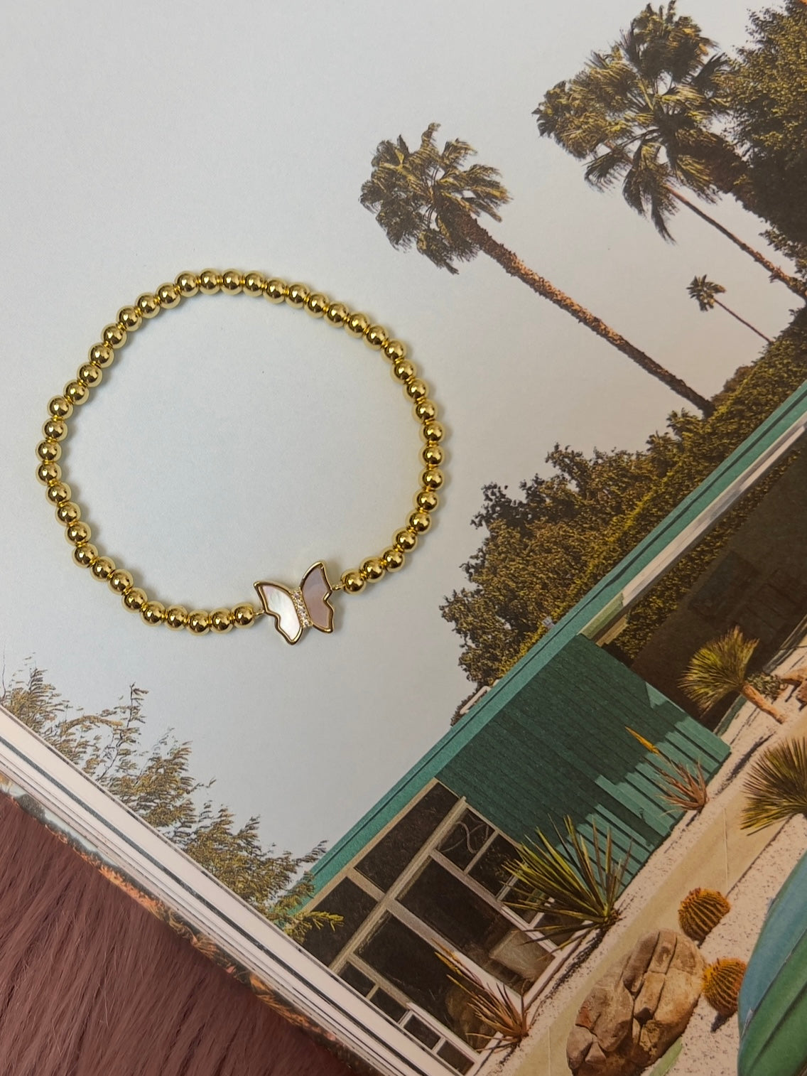 New Mother Of Pearl Butterfly Stretch Ball Bracelet