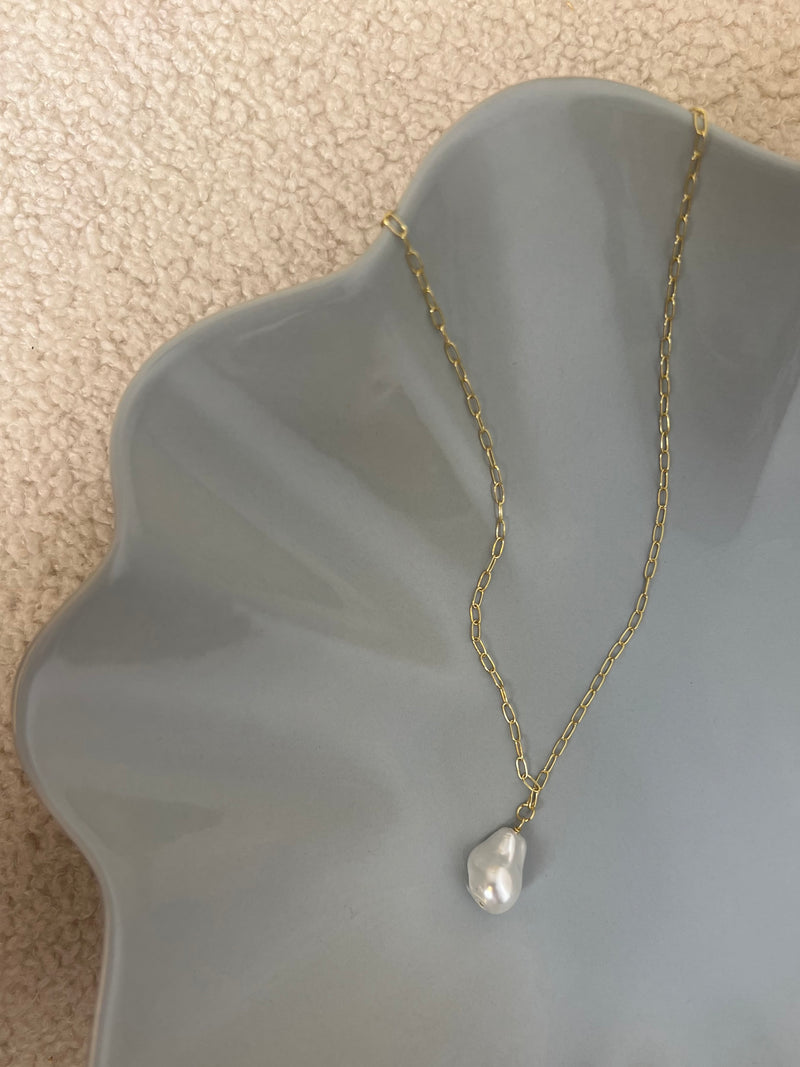 Portia Pearl Drop Necklace