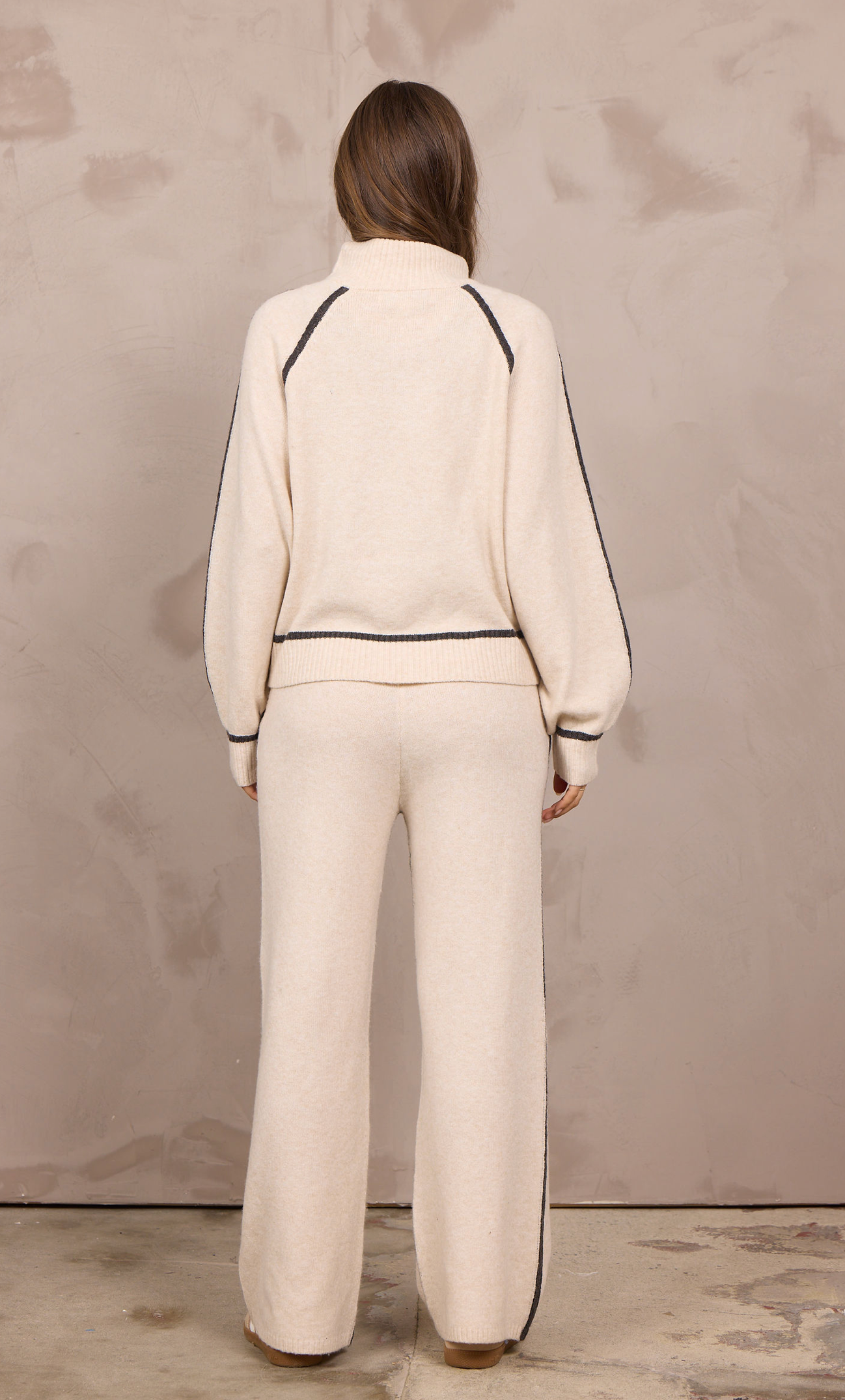 Vintage Havana Heathered Cream Knit Wide Leg Pant with Contrast