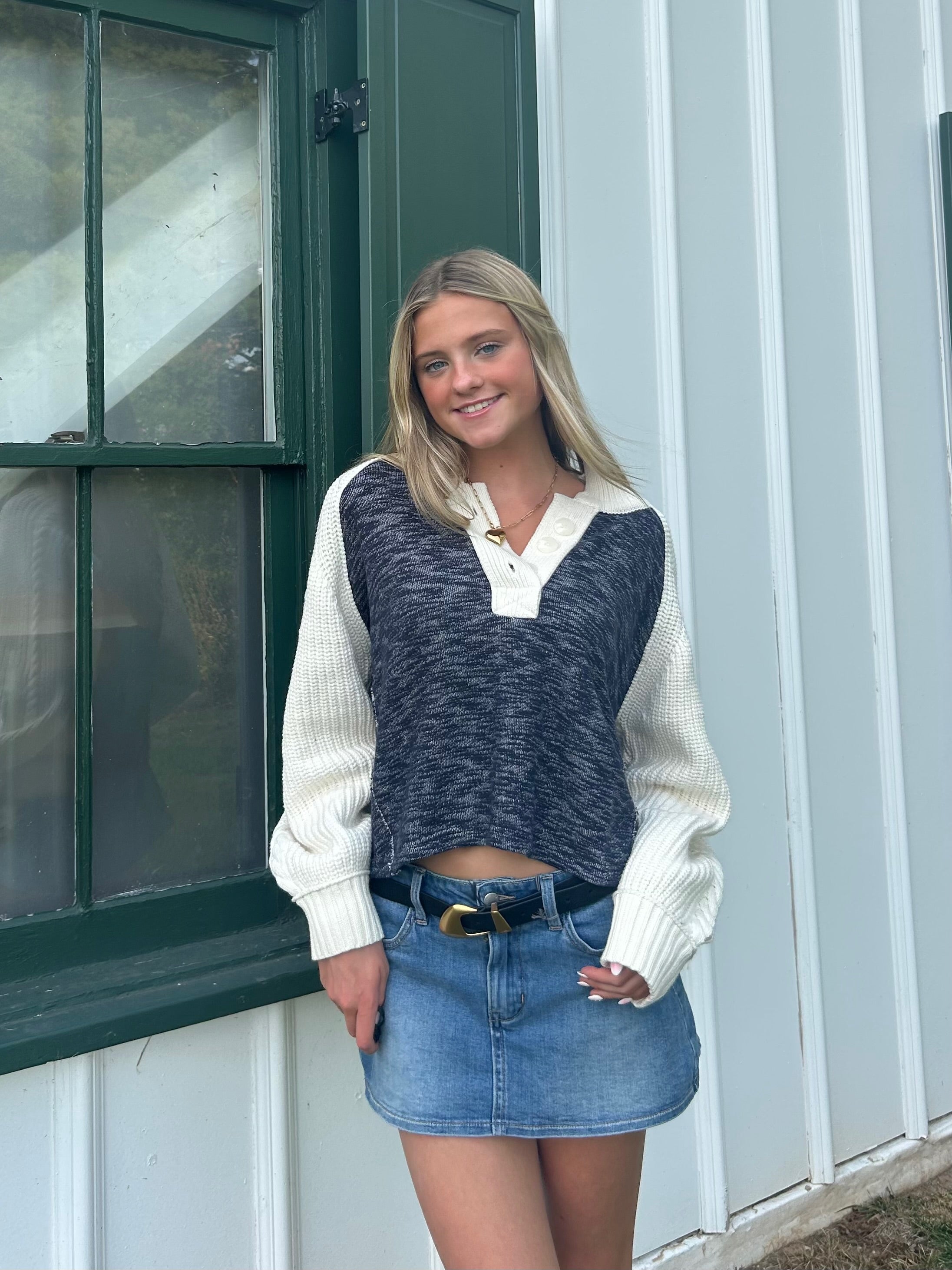 Winter Cream/navy Mixed Knit Collared Sweater