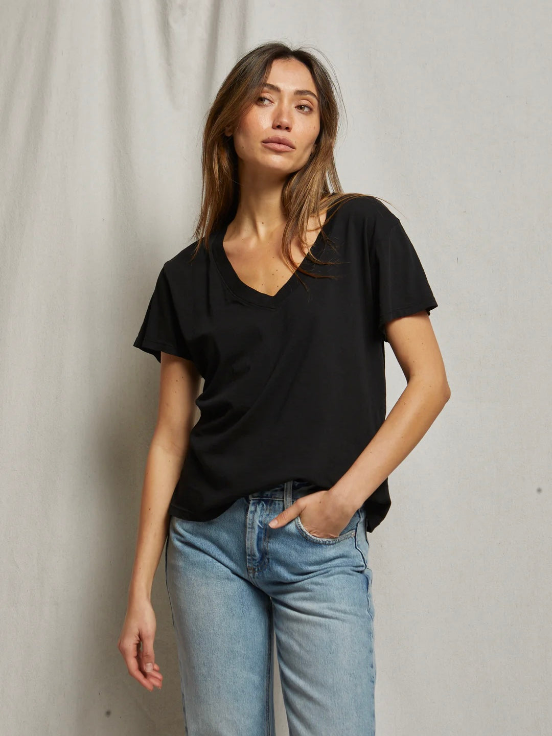 Hendrix True Black V Neck Tee