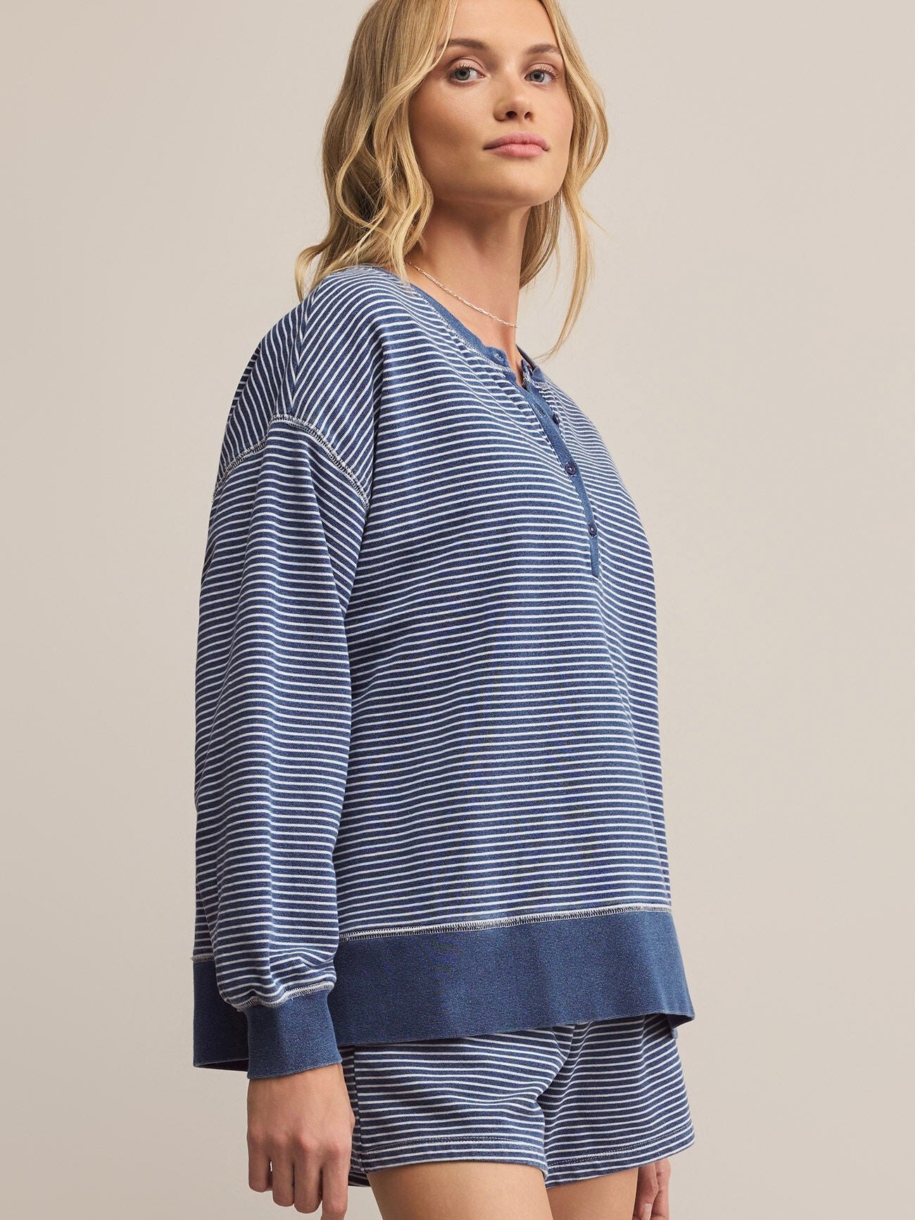 APOLLO STRIPED SWEATSHIRT