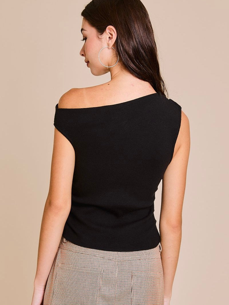 Ellie Black Sleeveless Sweater Top