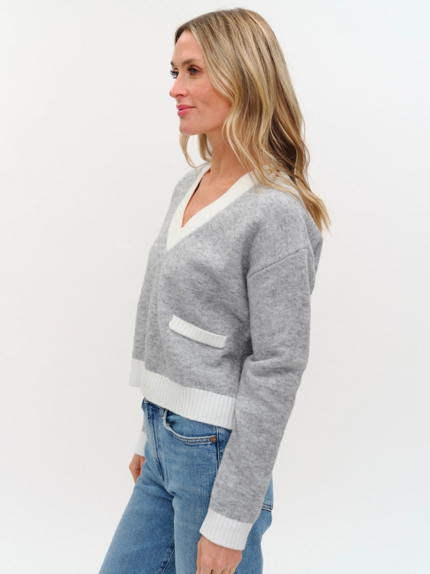 Libby V-Neck sweater