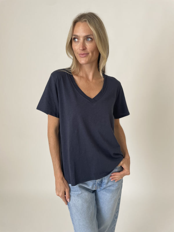 Liz V-Neck Ribbed Hem Tee