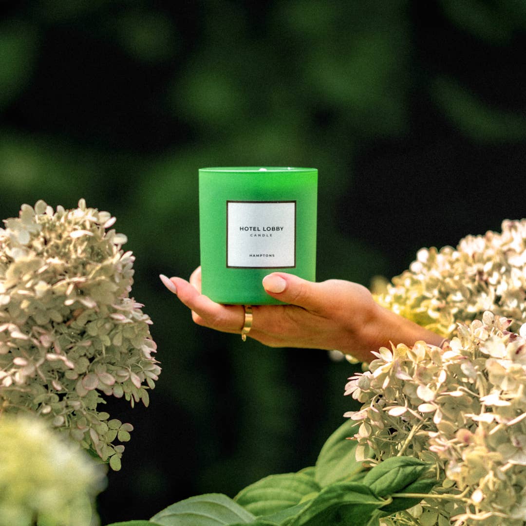 Hamptons Luxury Tomato Soy Candle – 9.75 oz by Hotel Lobby Candle