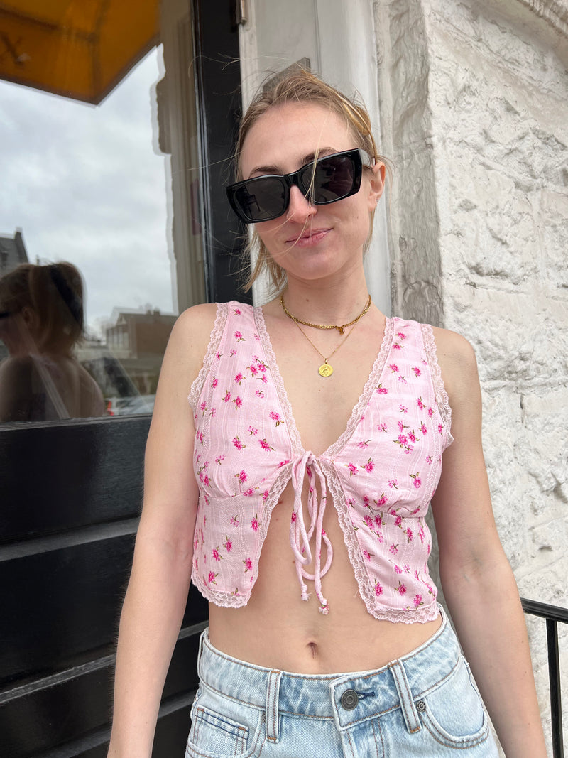 Spring Pinky Top